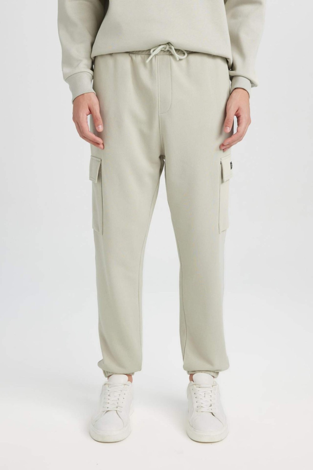 DeFacto Regular Fit Basic Kargo Cepli Lastikli Paça Jogger Eşofman Altı D5252AX25SP görsel 8
