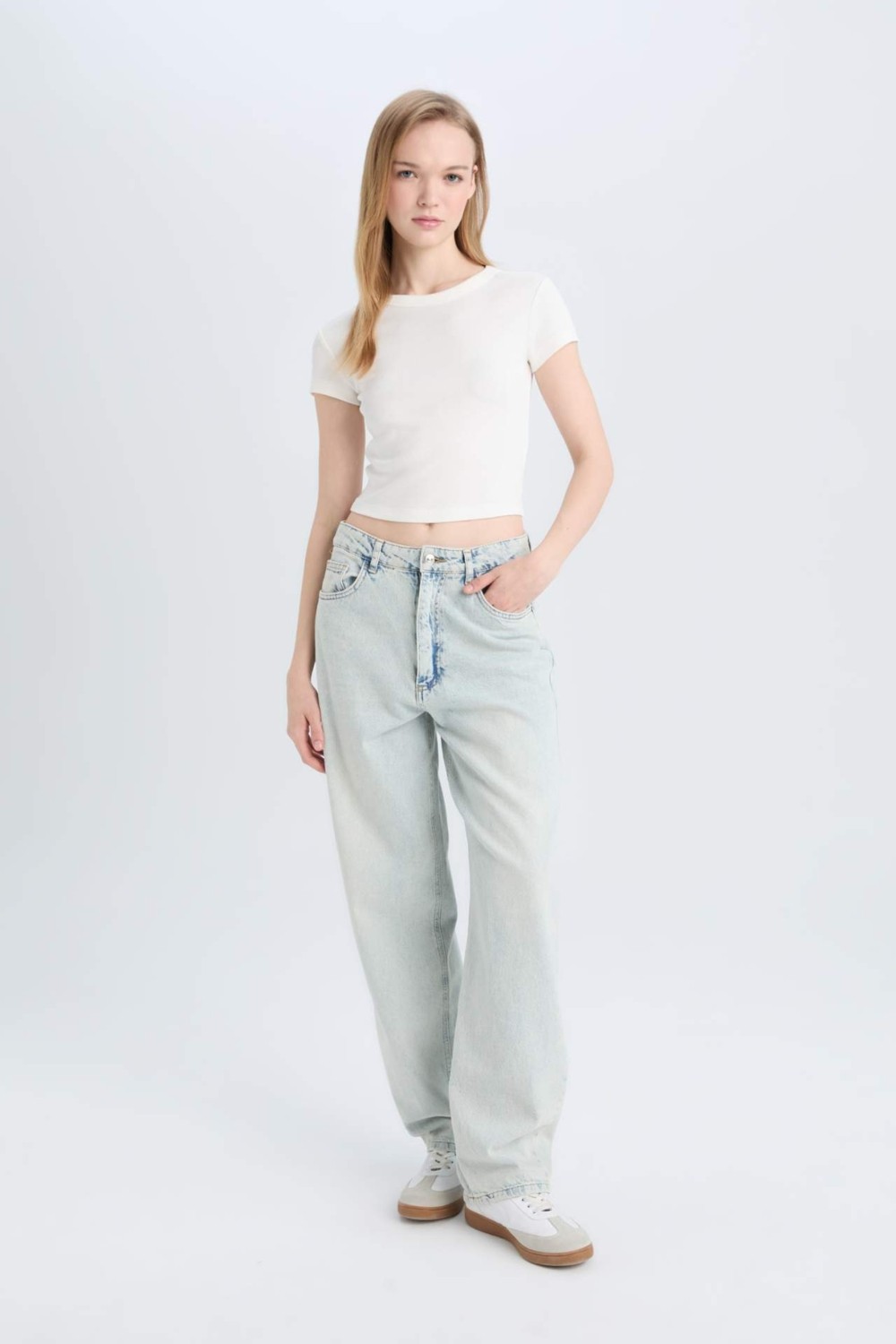 DeFacto Fitted Basic Fitilli Kaşkorse Siyah Tişört E0287AX25SM görsel 7