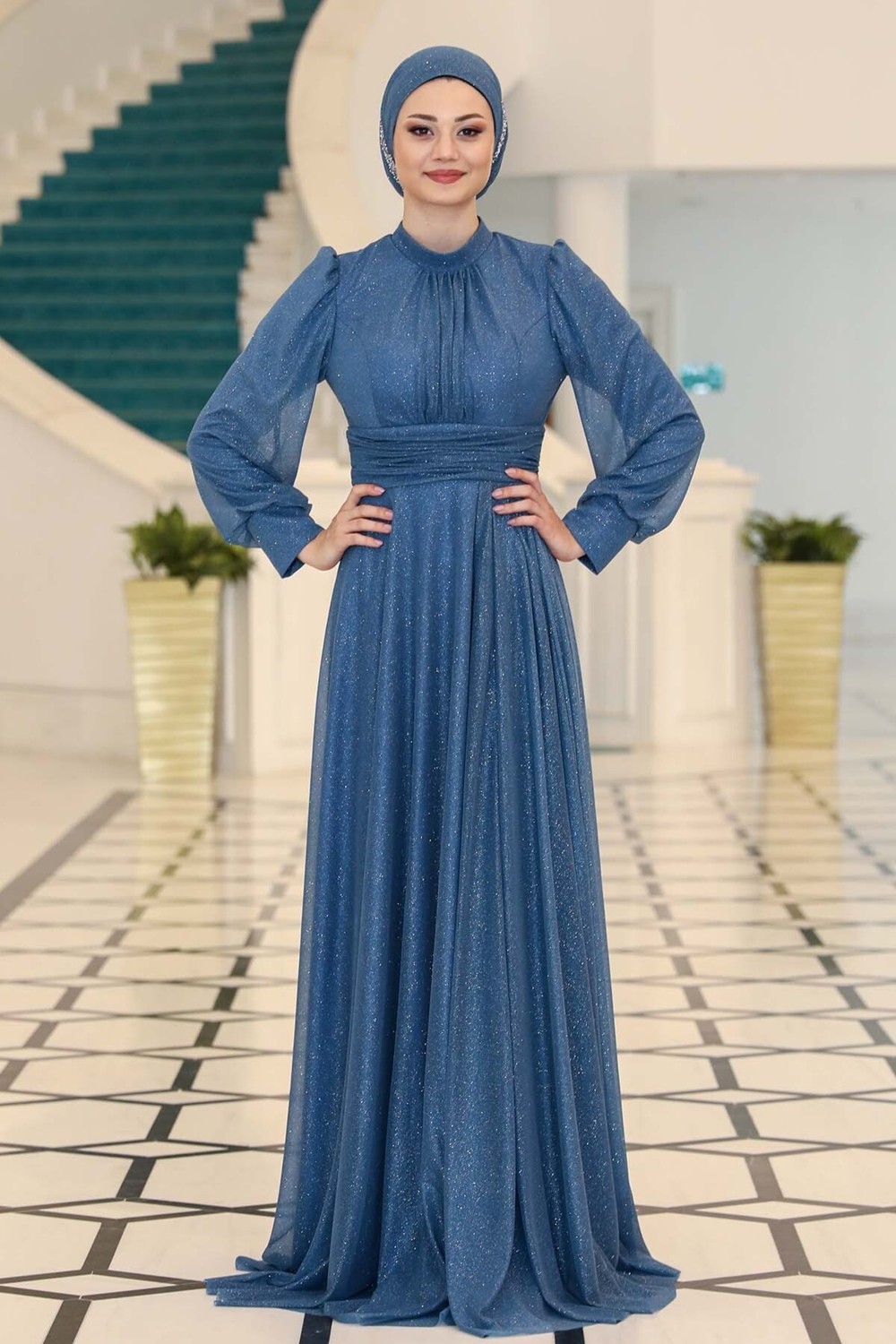 Fuval Moda Şık Tasarım Tül Kübra Abiye görsel 8