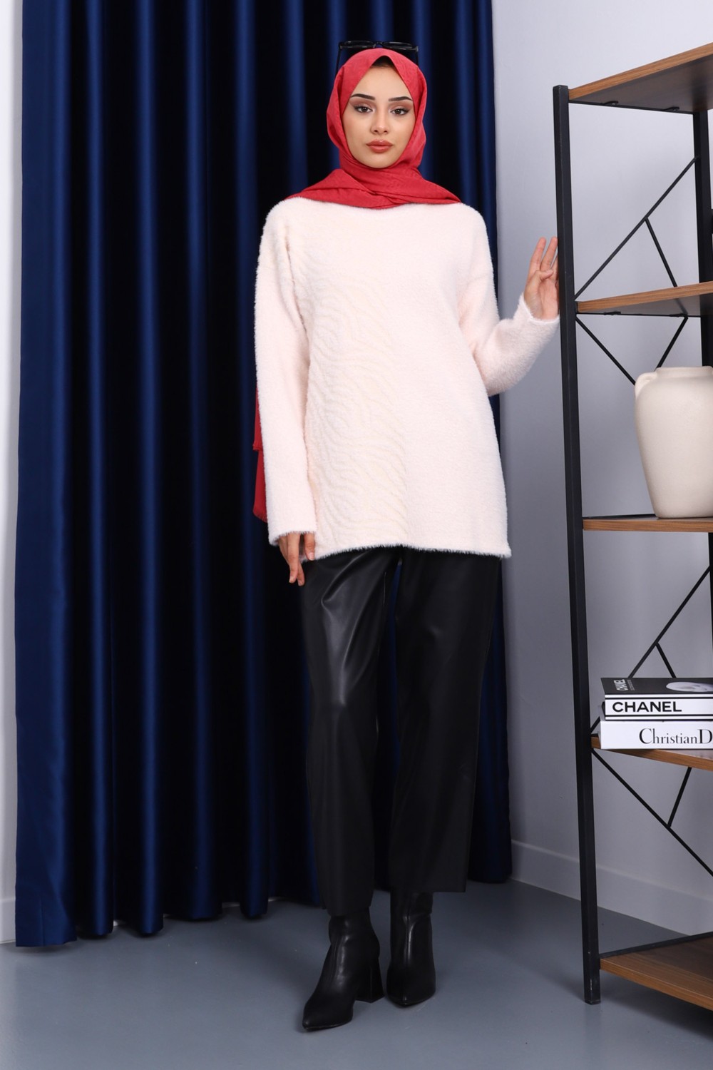 İmaj Butik Krem Bisiklet Yaka Angora Yumoş Triko Kazak görsel 2