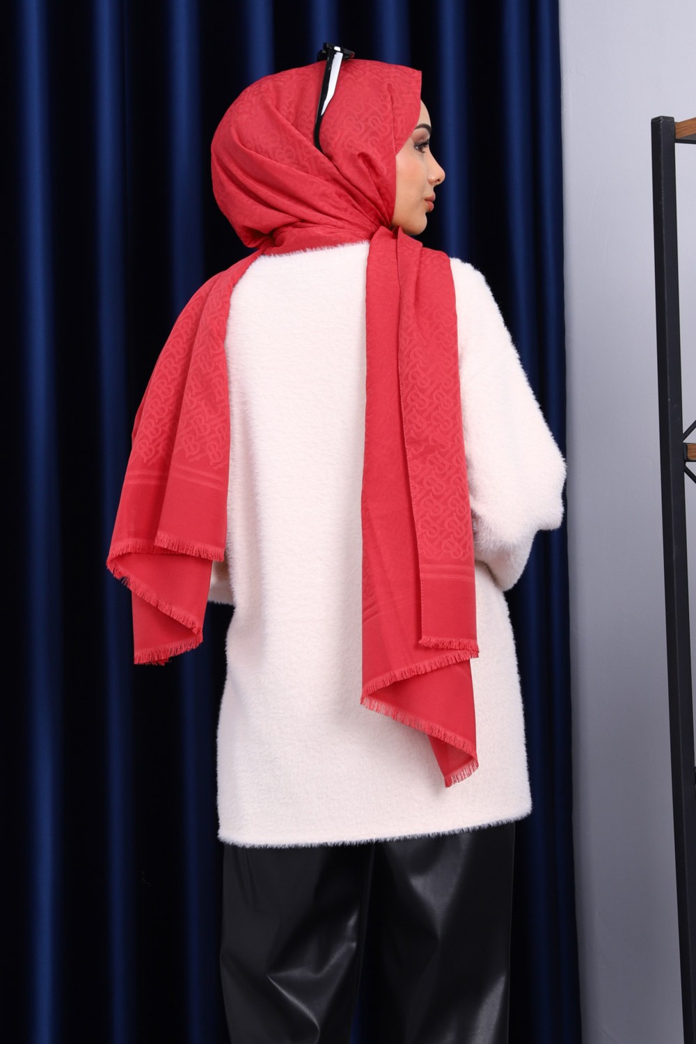 İmaj Butik Krem Bisiklet Yaka Angora Yumoş Triko Kazak görsel 4