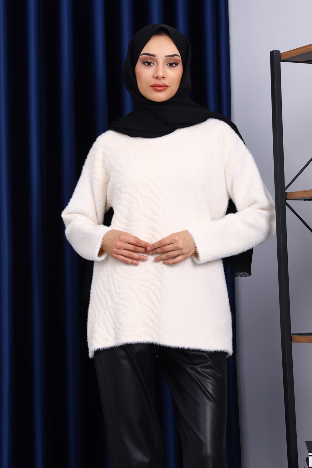 İmaj Butik Krem Bisiklet Yaka Angora Yumoş Triko Kazak görsel 5