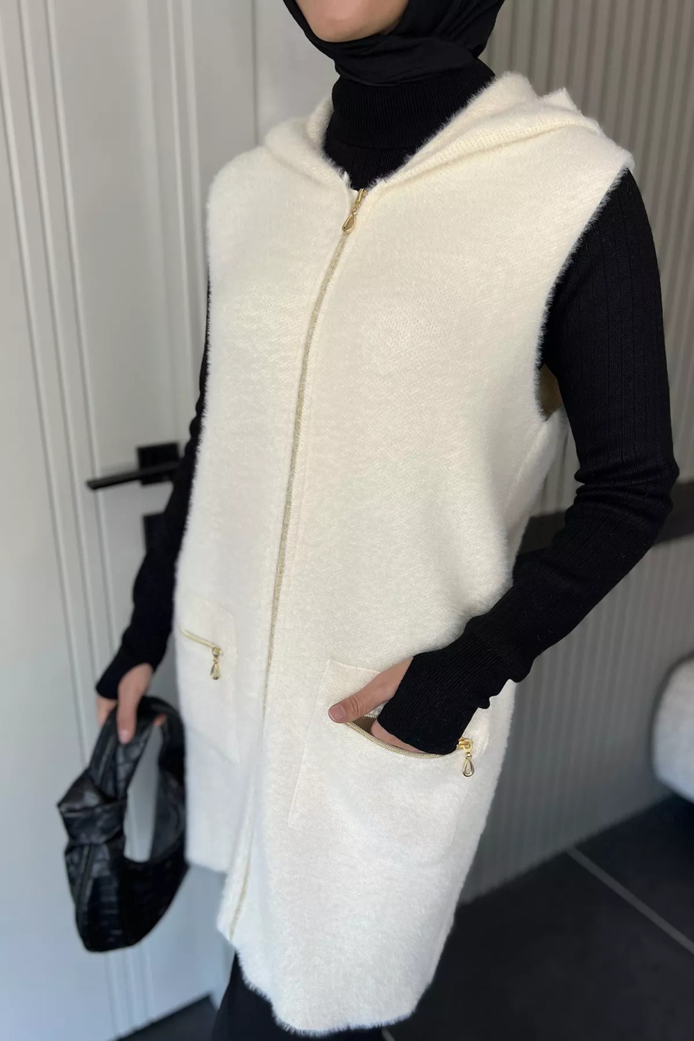 Julude Kolsuz Fermuarlı Yumoş Tesettür Triko Yelek (S,m,l,xl Uyumludur) P-00018185 görsel 4
