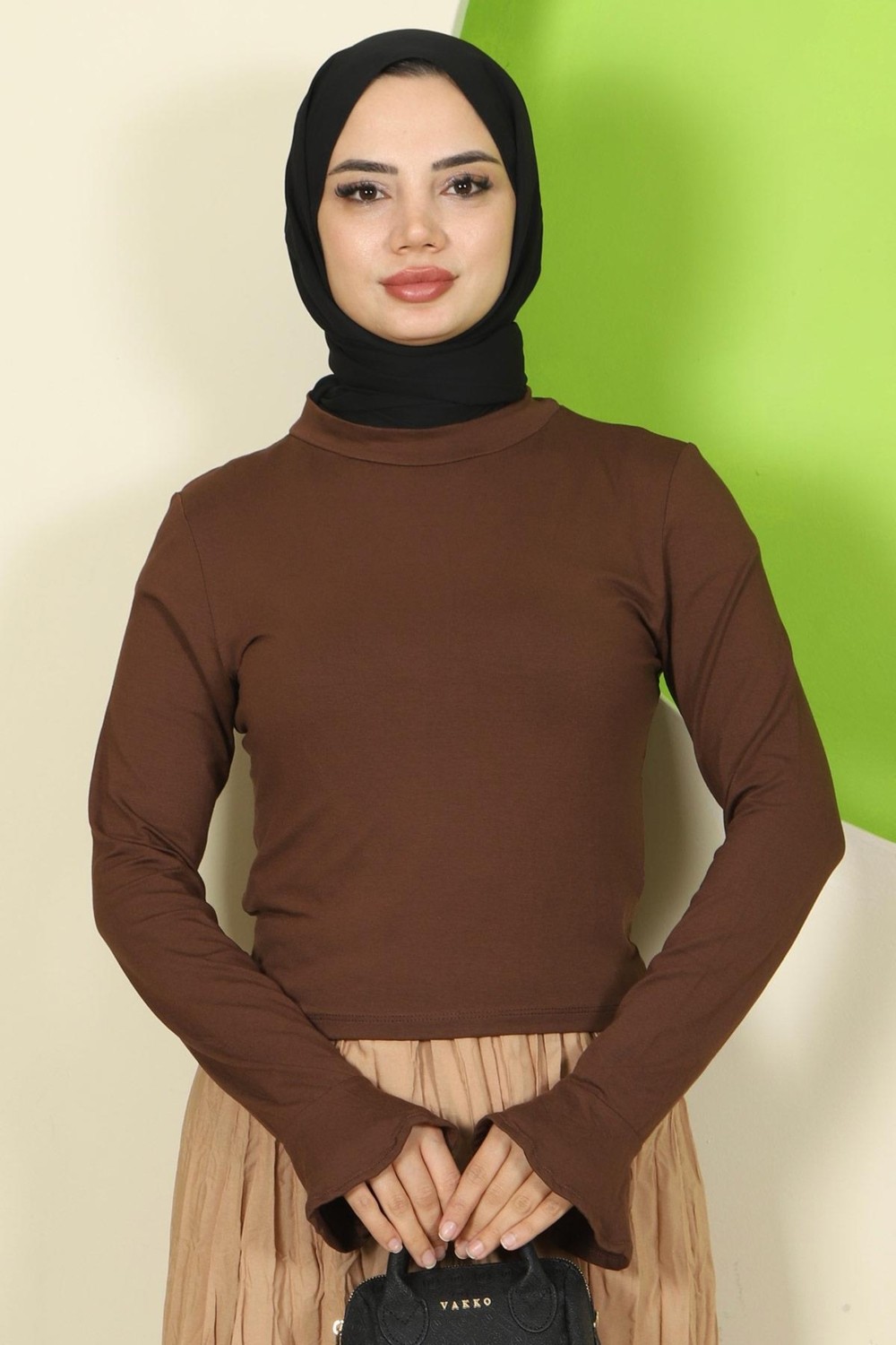 Manşeti Volanlı Bisiklet Yaka Body Kahverengi HM2818
