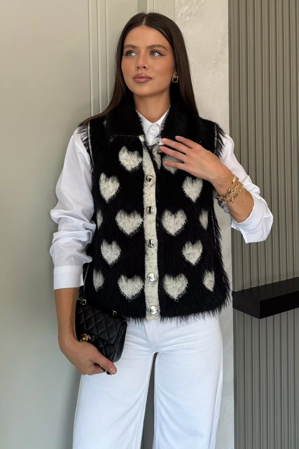 Gülseli Sakallı Kalpli Kadın Triko Yelek (S-M-L Uyumludur) P-00018369