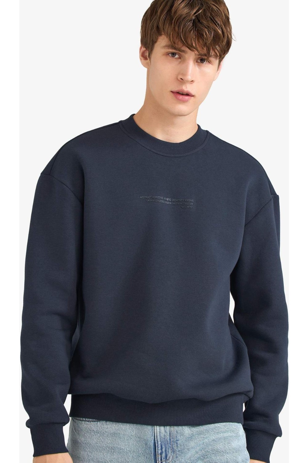 DeFacto Boxy Fit Bisiklet Yaka İçi Yumuşak Tüylü Baskılı Sweatshirt X8282AZ25AU görsel 3