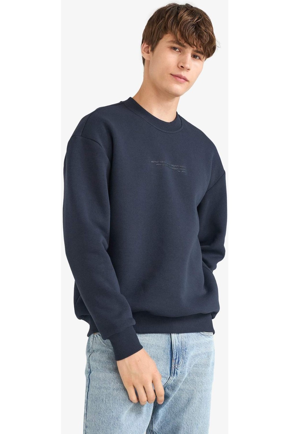 DeFacto Boxy Fit Bisiklet Yaka İçi Yumuşak Tüylü Baskılı Sweatshirt X8282AZ25AU görsel 6