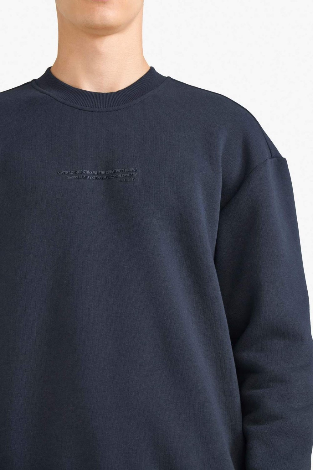 DeFacto Boxy Fit Bisiklet Yaka İçi Yumuşak Tüylü Baskılı Sweatshirt X8282AZ25AU görsel 7