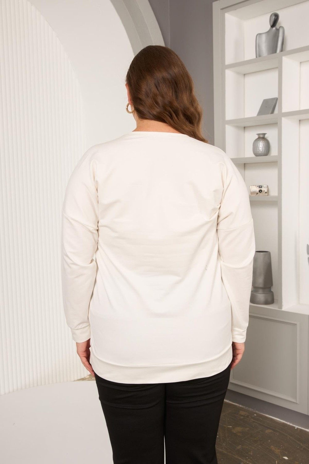 Rmg Taş ve Nakışlı Büyük Beden Sweatshirt Beyaz görsel 4