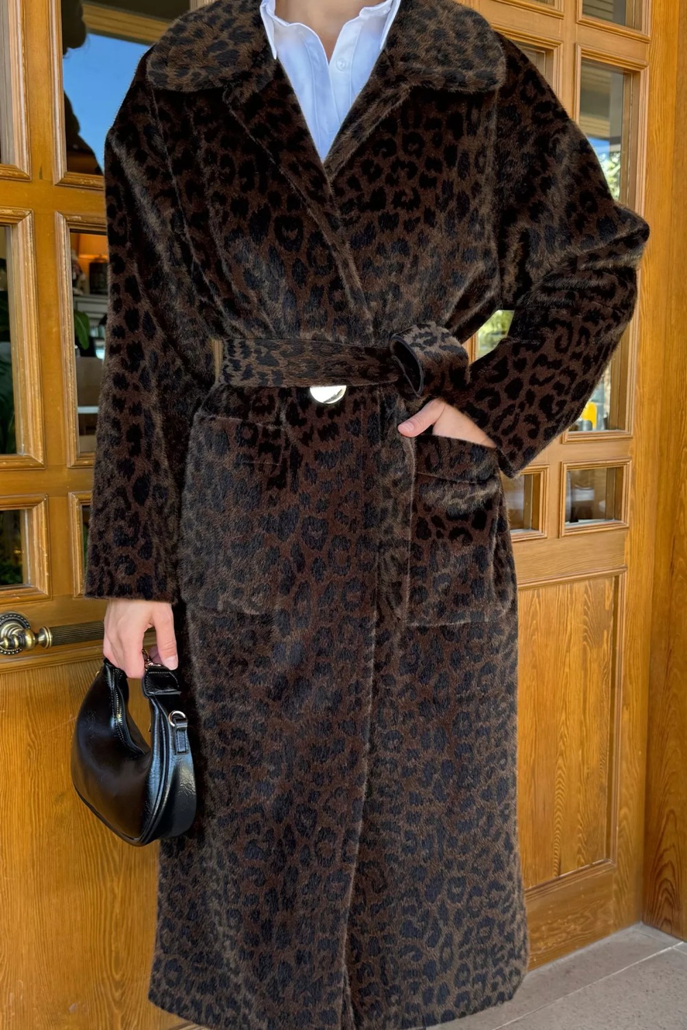 Gülseli Kadın Iç Astarlı Kuşaklı Gold Düğme Detaylı Leopar Desen Sakallı Kaban (S-M-L-Xl Beden Uyumludur.) P-00018441 görsel 3