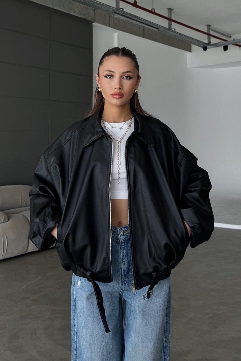 Famoda Kadın Oversize Deri Ceket– Oversize Relax Fit, Fermuarlı Kemer Detaylı Günlük Kadın Ceket