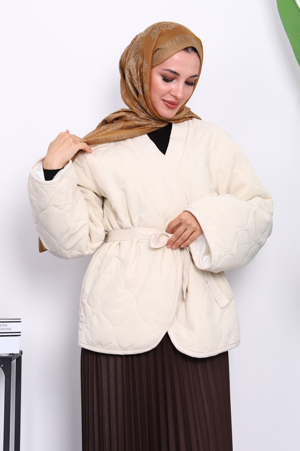 İmaj Butik Krem Kapitone Kuşaklı Astarlı Ceket