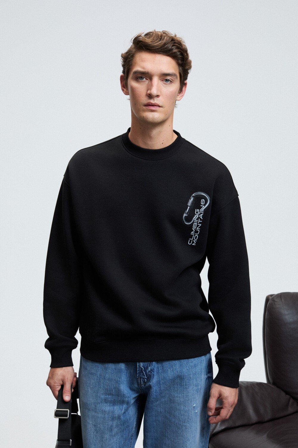 Grimelange ALDEN Erkek Yuvarlak Yaka Göğsü Ve Sırtı Baskılı Relaxed Fit Siyah Sweatshirt görsel 2