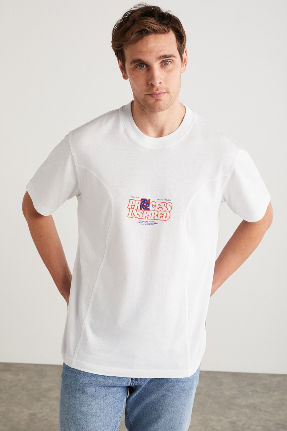 Grimelange MANUEL Erkek %100 Pamuklu Baskı Ve Nakış Detaylı Bisiklet Yaka Kısa Kollu Beyaz T-Shirt