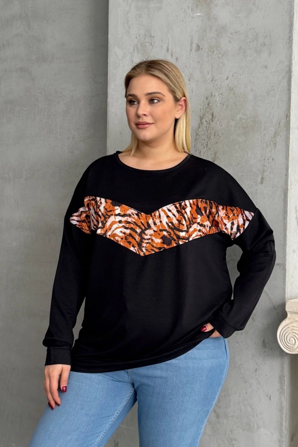 Stil Diva Büyük Beden Bisiklet Yaka Uzun Kollu Leopar Desenli Sweatshirt 300281