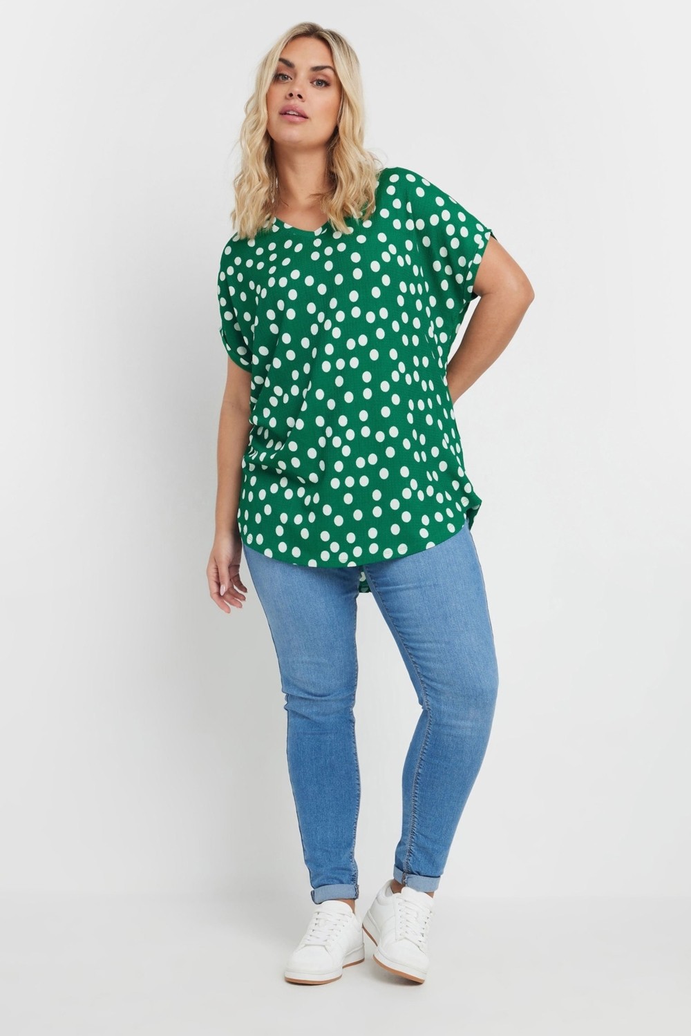 Stil Diva Büyük Beden V Yaka Kısa Kollu Puantiyeli T-Shirt 303956 görsel 2