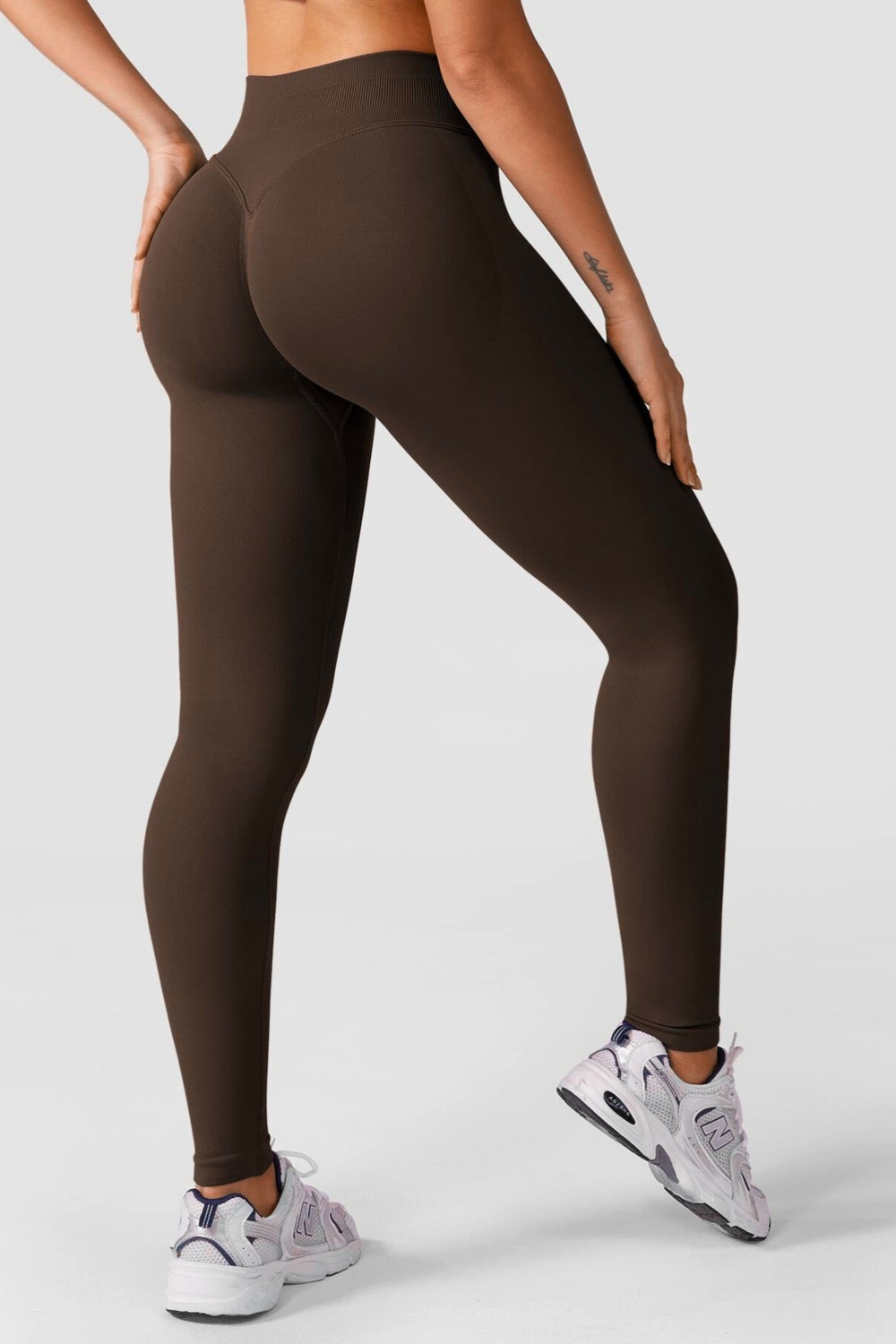Quitaly Luna Büzgülü Seamless Toparlayıcı Dikişsiz Push-Up Spor Tayt - Siyah