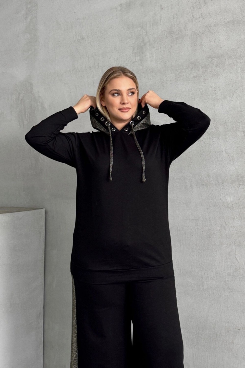 Stil Diva Büyük Beden Uzun Kollu Kapüşonu Desenli Beli Lastikli Sweatshirt 106-73
