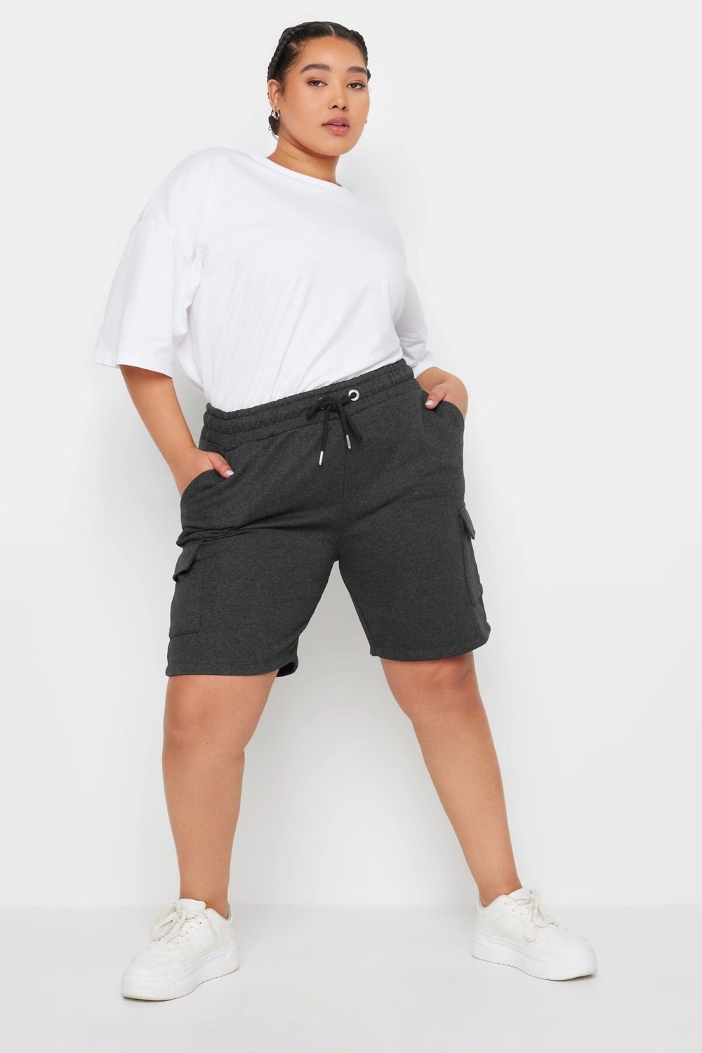 Stil Diva Büyük Beden Cepli Beli Büzgülü Bol Kesim Jogger Şort 303196