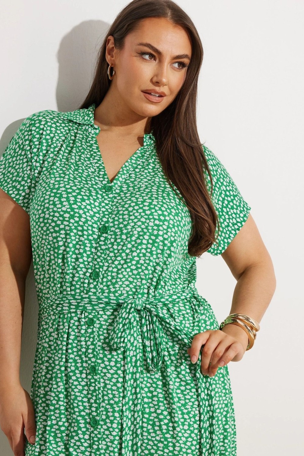 Stil Diva Büyük Beden Çiçek Desenli Midi Boy Beli Kuşaklı Düğmeli Elbise 303329 görsel 2