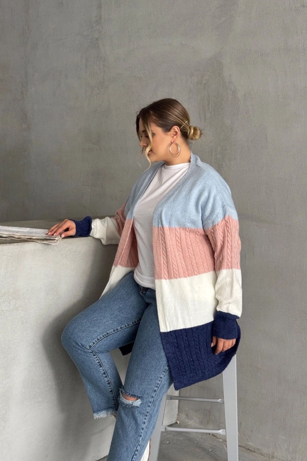 Stil Diva Büyük Beden Uzun Kollu Önü Kapamasız Renk Bloklu Triko Hırka 302147 görsel 7