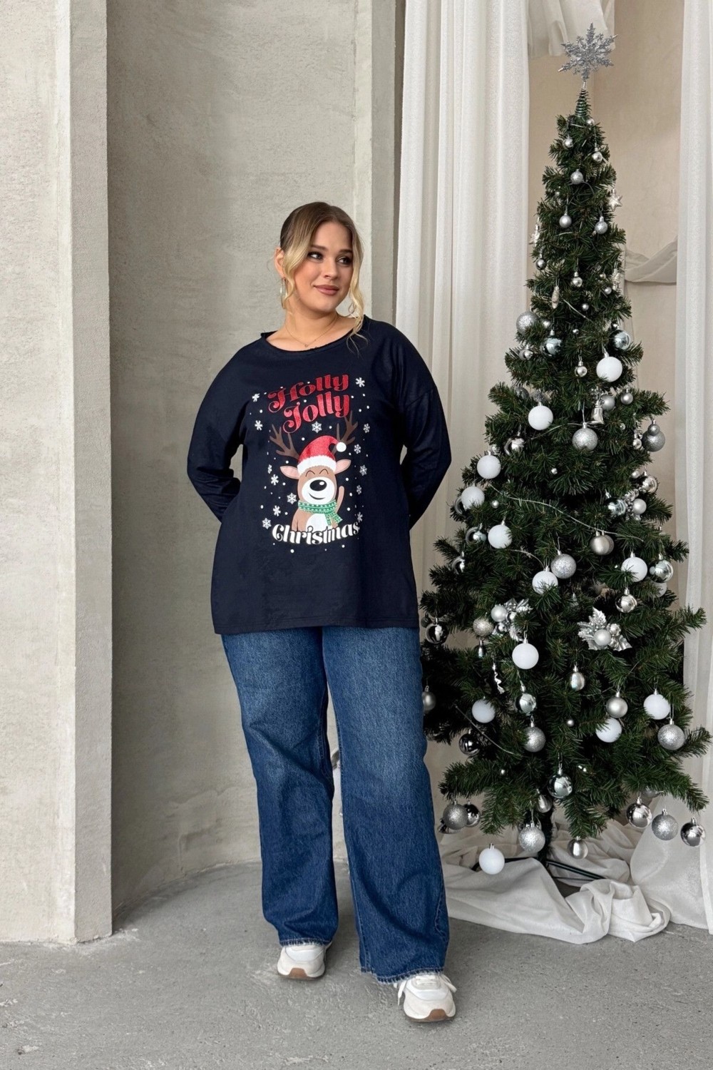 Stil Diva Büyük Beden Yılbaşı Temalı Bisiklet Yaka Uzun Kollu Yırtmaçlı Sweatshirt 303909