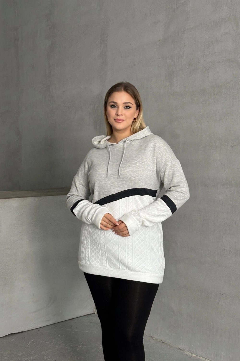 Stil Diva Büyük Beden Kapüşonlu Uzun Kollu Iki Parça Görünümlü Cepsiz Sweatshirt 300264