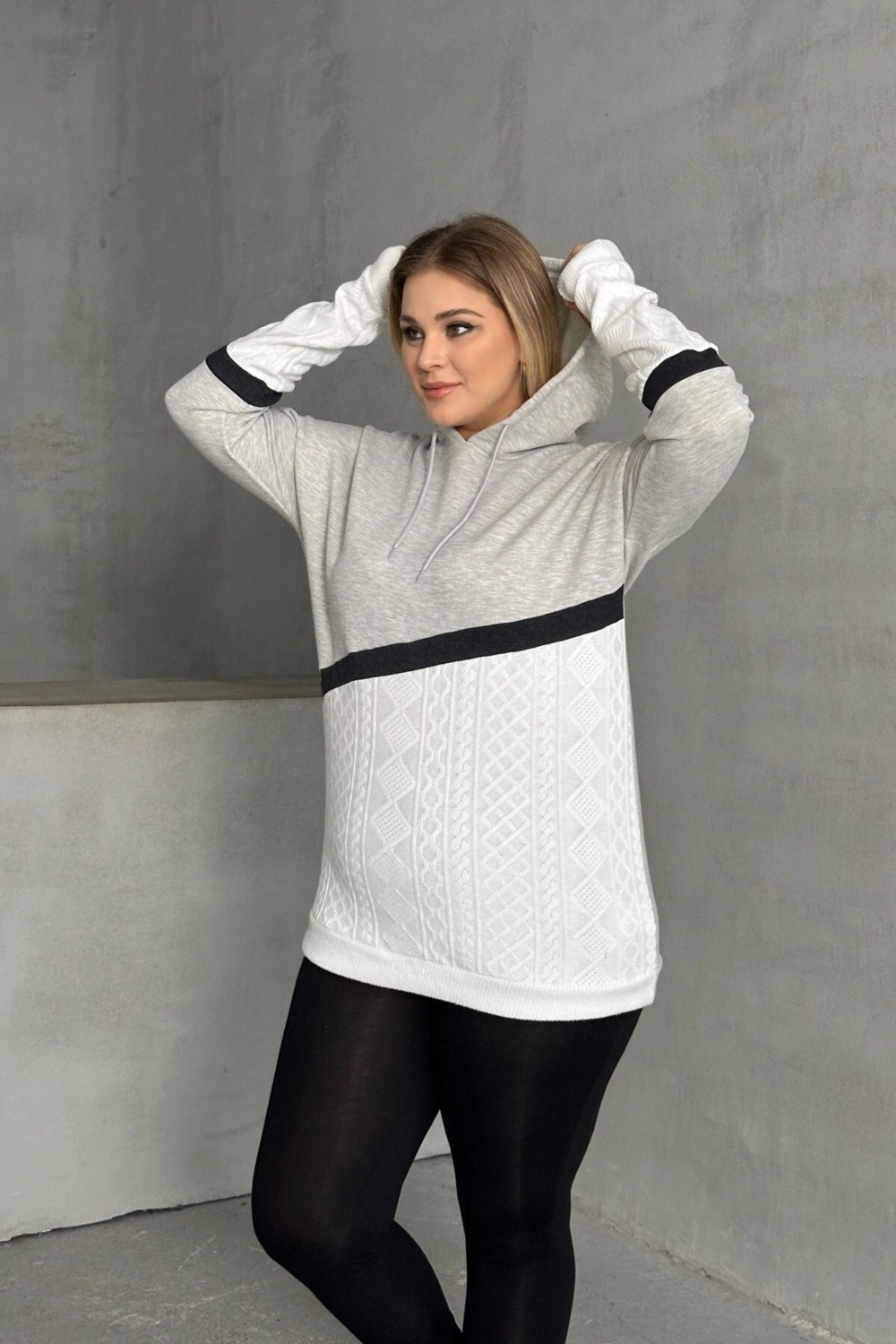 Stil Diva Büyük Beden Kapüşonlu Uzun Kollu Iki Parça Görünümlü Cepsiz Sweatshirt 300264 görsel 2
