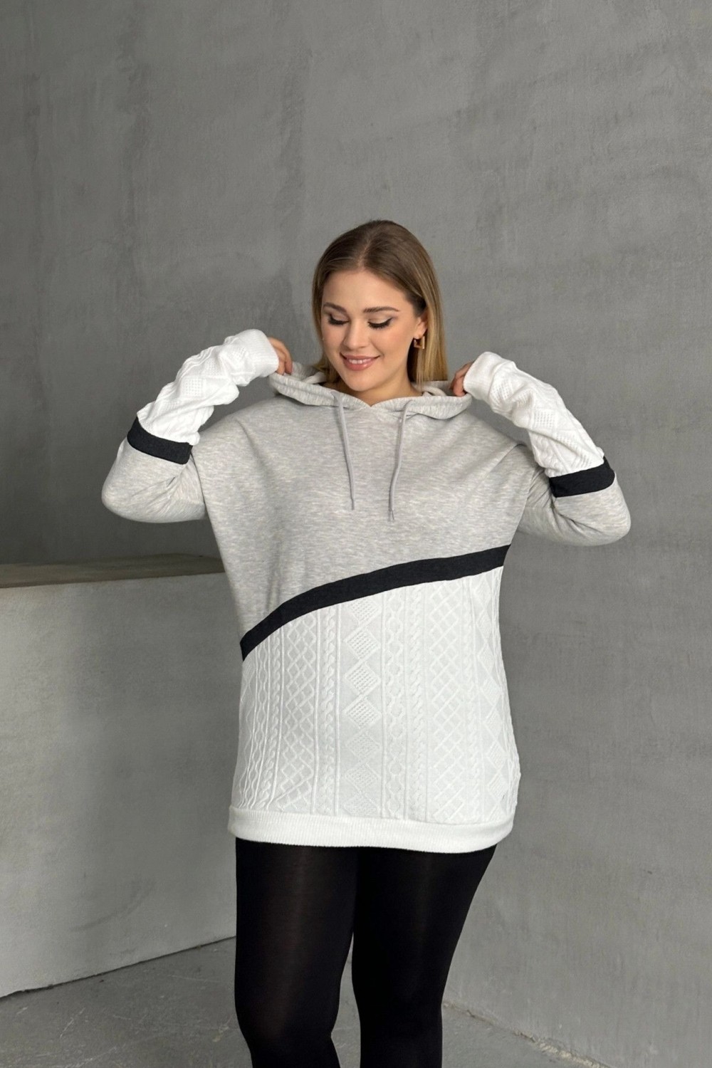 Stil Diva Büyük Beden Kapüşonlu Uzun Kollu Iki Parça Görünümlü Cepsiz Sweatshirt 300264 görsel 4