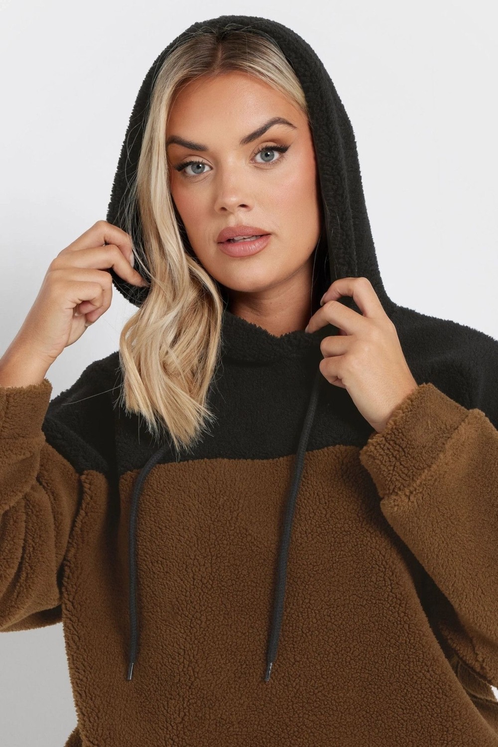 Stil Diva Büyük Beden Uzun Kollu Kapüşonlu ve Cepli Peluş Sweatshirt 303794 görsel 4