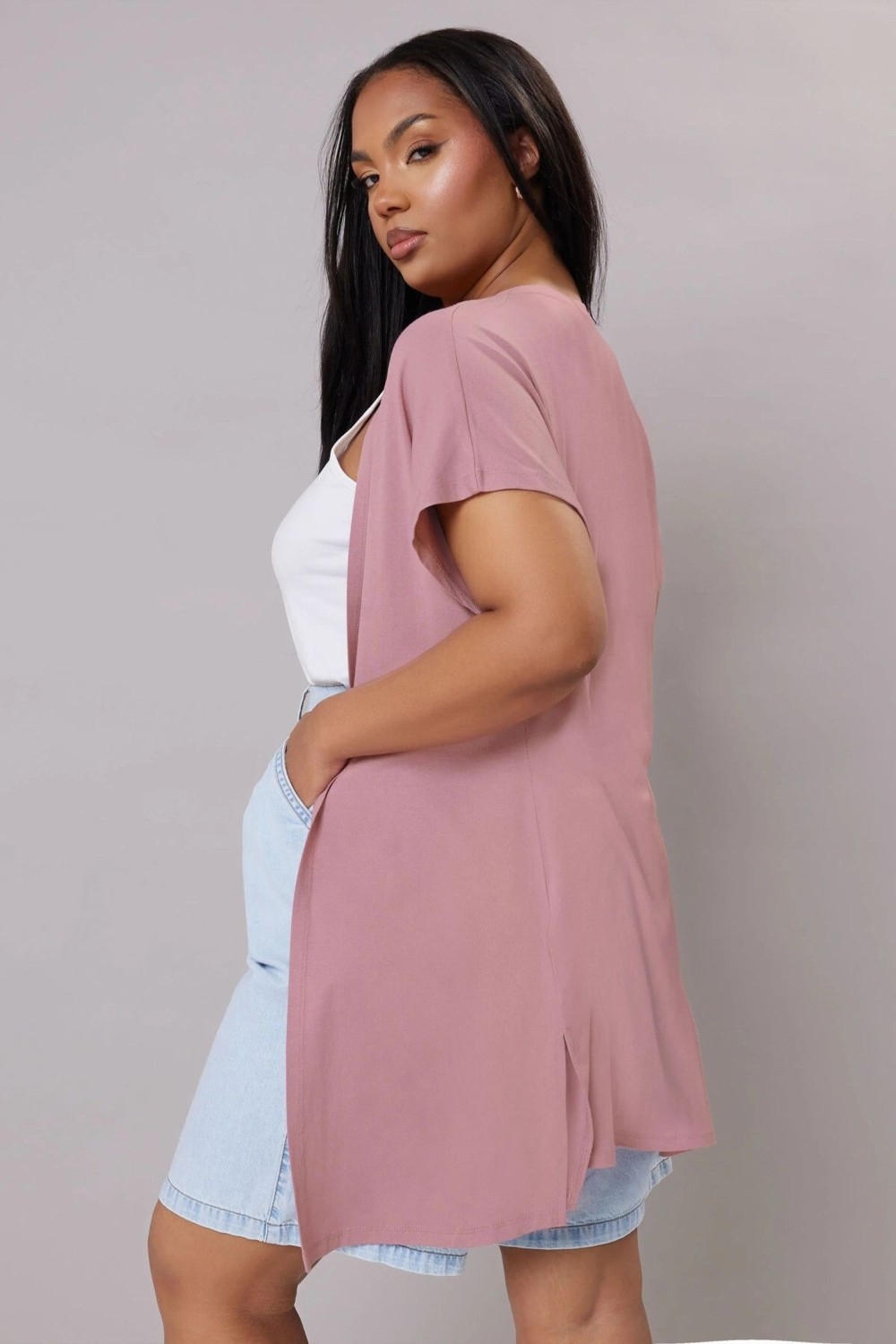 Stil Diva Büyük Beden Kısa Kollu Önü Kapamasız Ince Hırka 322645 görsel 4