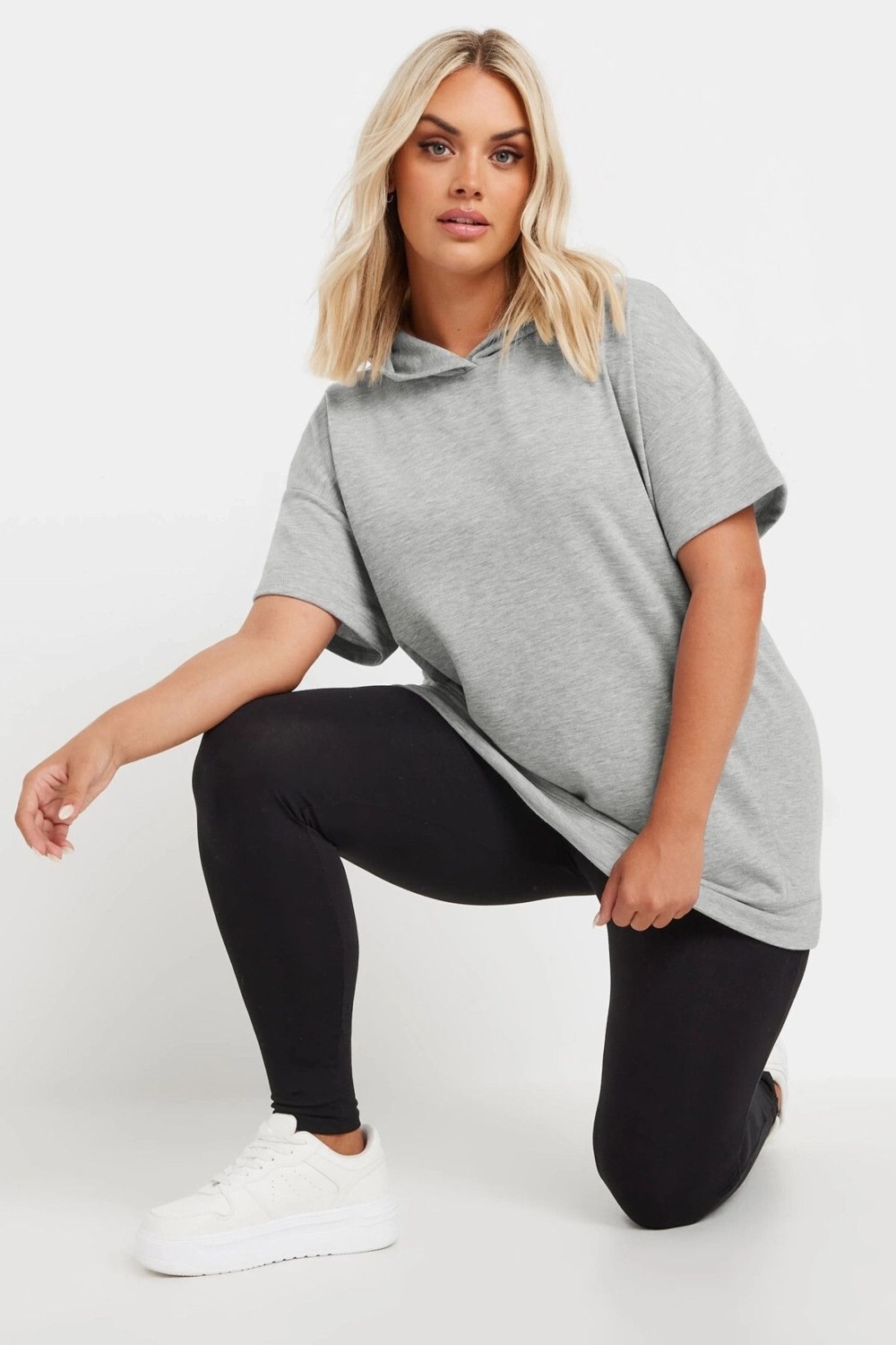 Stil Diva Büyük Beden Kısa Kollu Kapüşonlu Sweatshirt 303553