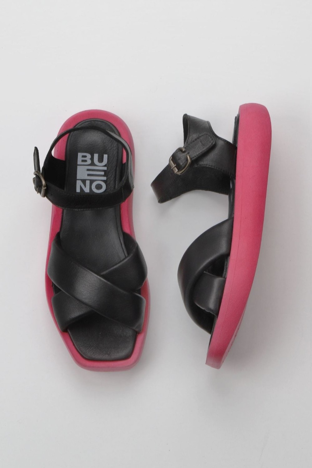 Bueno Shoes Siyah Fuşya Deri Kadın Düz Sandalet 01WY1009 01WY1009