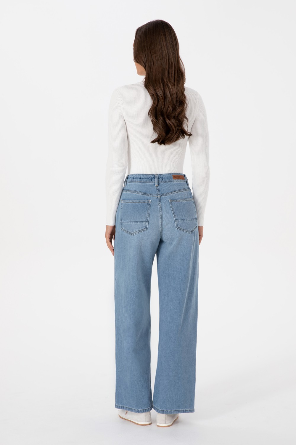 U.S. Polo Assn. Kadın Açık Mavi Loose Fit Jean Pantolon 50316568-DN0021 görsel 4