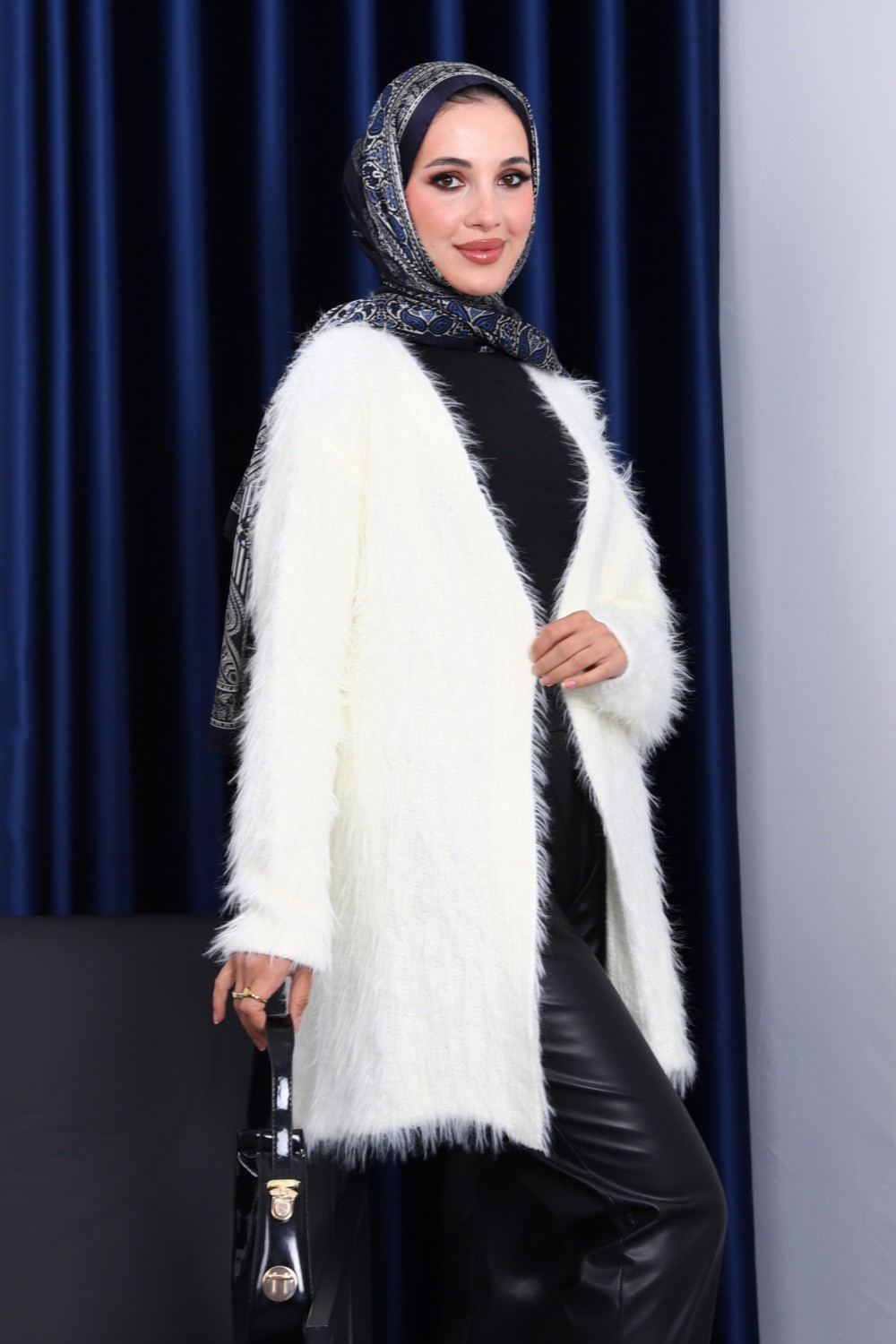 İmaj Butik Siyah Uzun Angora Yumoş Triko Hırka görsel 6