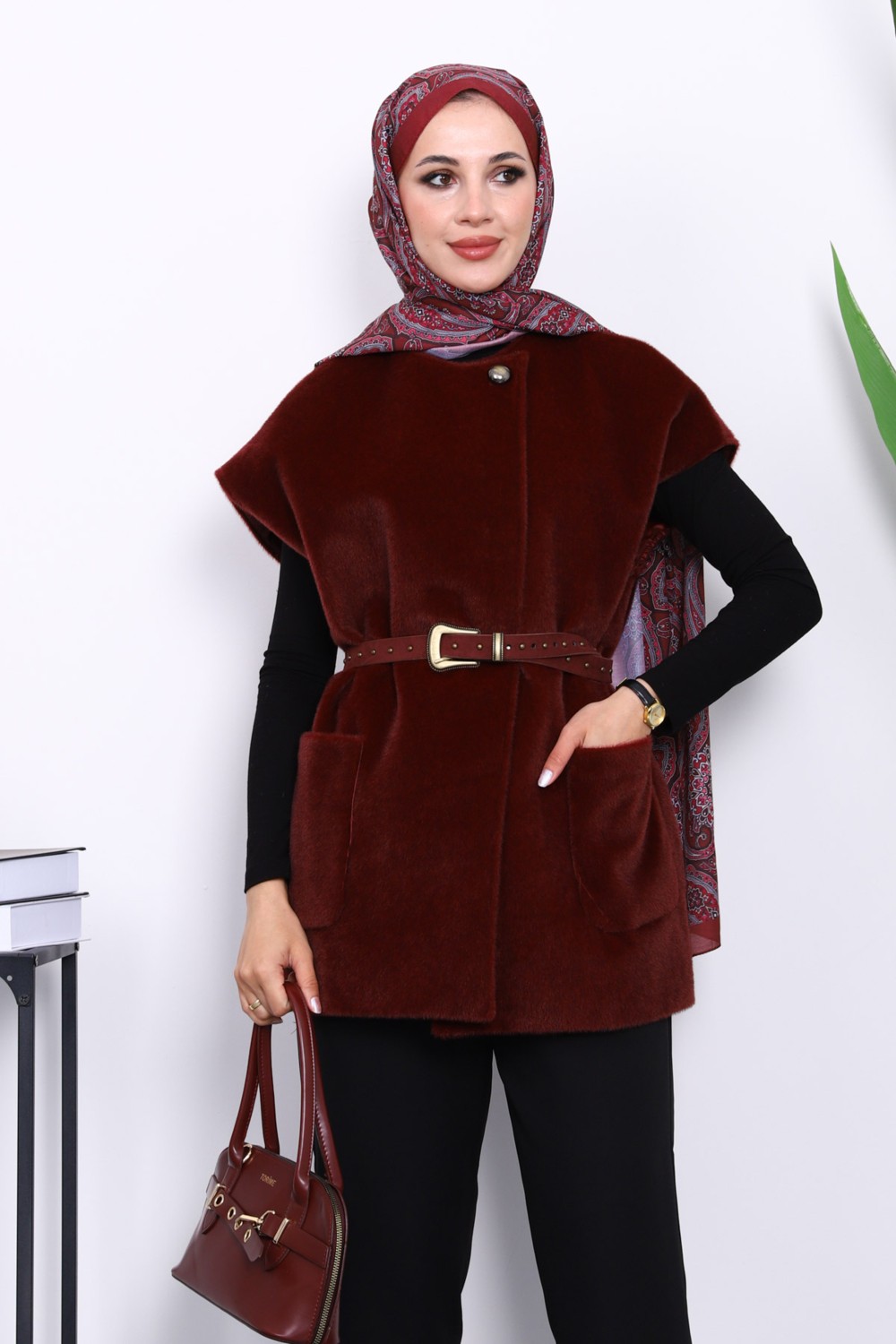 İmaj Butik Bordo Cepli Kemerli Kaşe Yelek görsel 3