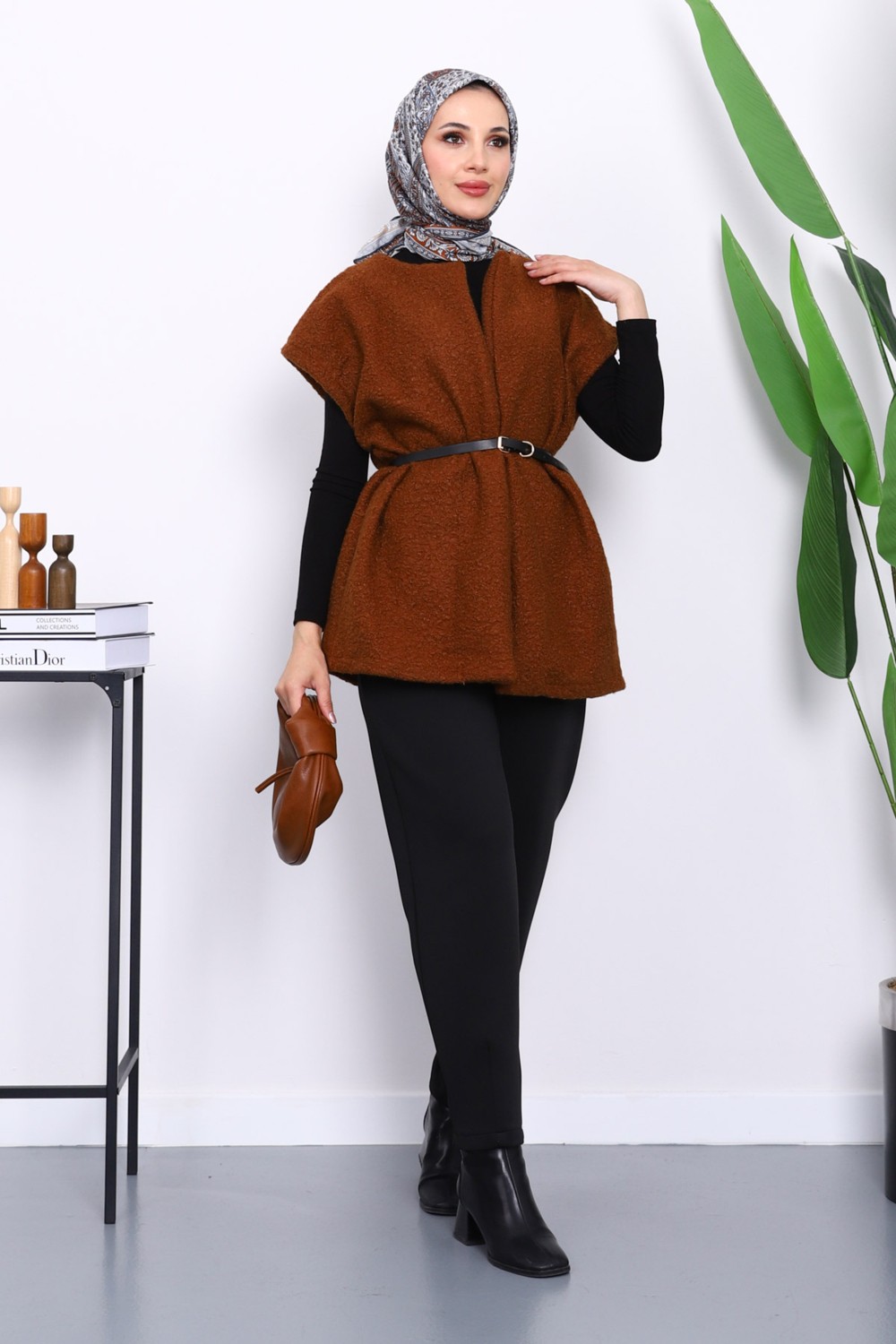 İmaj Butik Kırmızı Bel Kemerli Buklet Yelek görsel 2