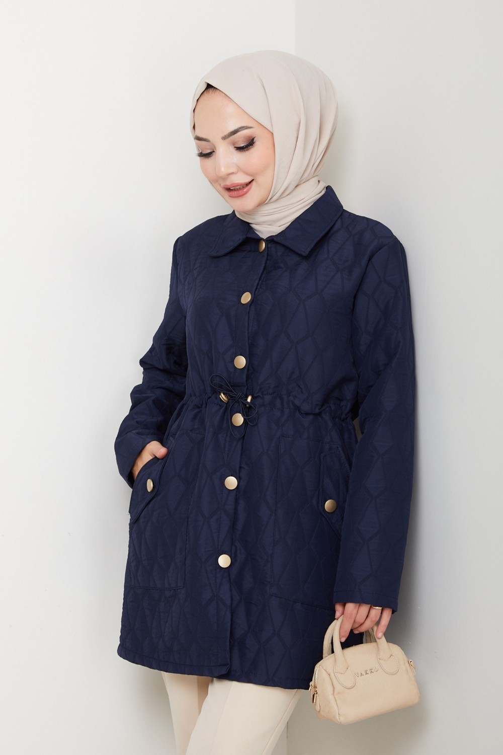 Pamuk Butik Kadın Beli Tünel Geçişli Büyük Beden Ceket Mont -PMK479