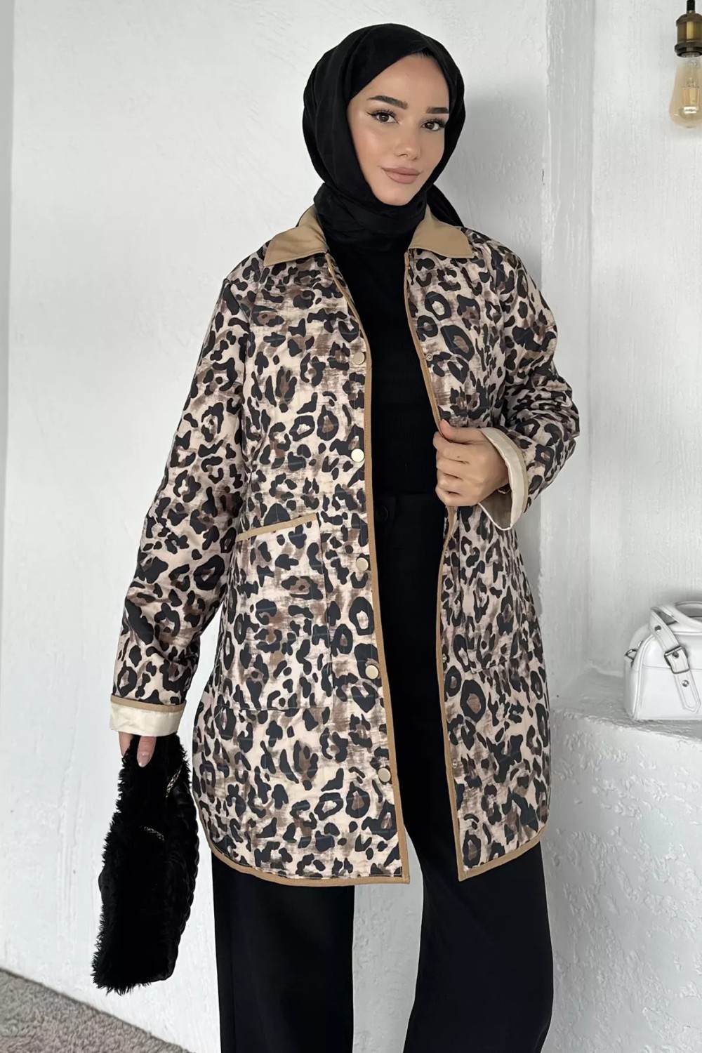 Julude Leopar Desenli Ön Çıtçıtlı Tesettür Trençkot P-00018858 görsel 3