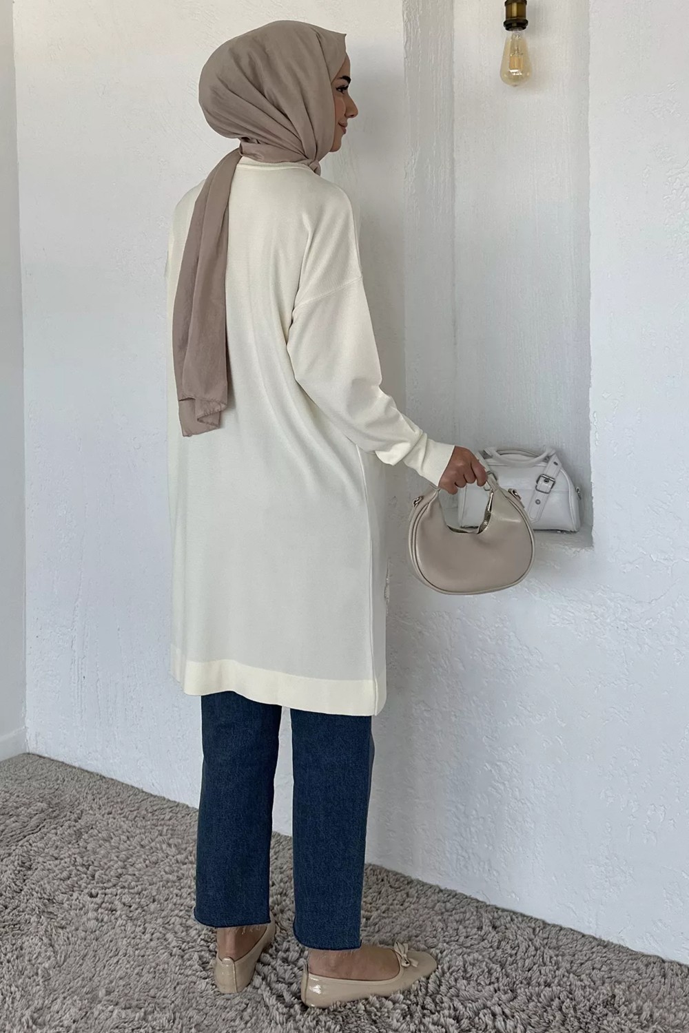 Julude Gülseli Çiçek Fistolu Ön Düğmeli Tesettür Triko Hırka P-00018842 görsel 2