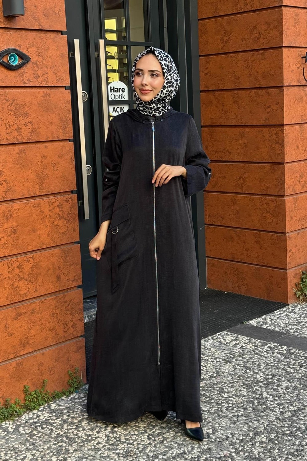 Heddy & Nurcan Çetin Nurcan Çetin Kap 25251 Siyah