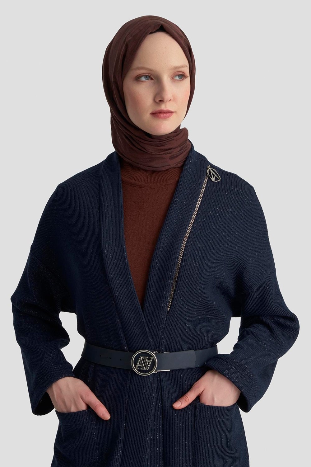 Armine Trend Süs Fermuar Detaylı Simli Fitilli Hırka 115 Cm Boy Lacivert 25KT532 görsel 4