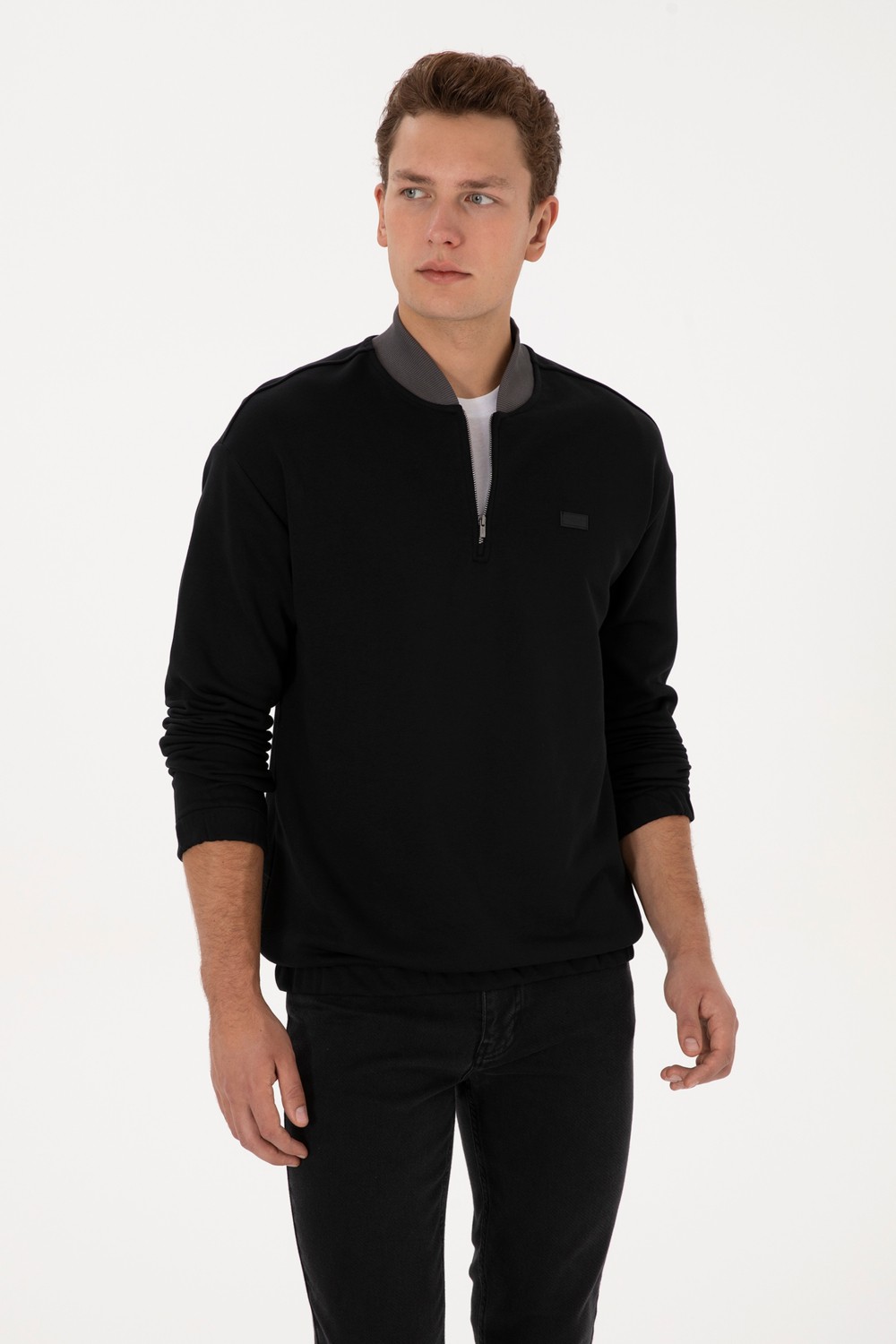 U.S. Polo Assn. Erkek Comfort Fit Yarım Fermuarlı Siyah Sweatshirt 50309019-VR046