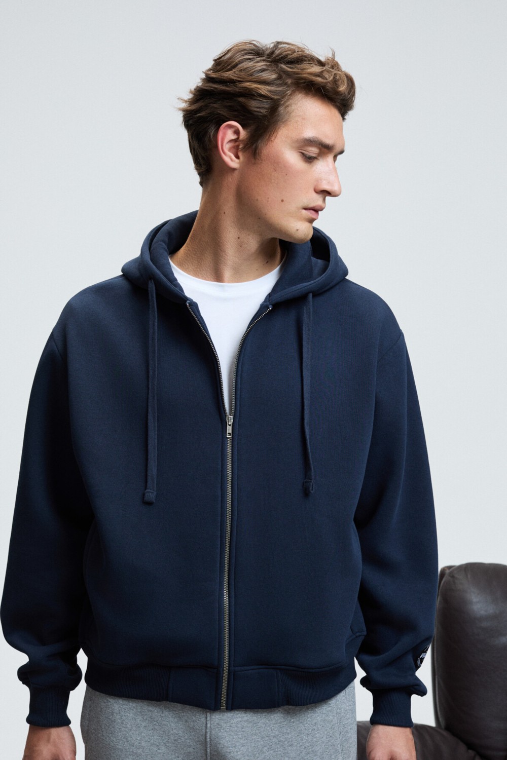 Grimelange ASHBY Erkek Kapüşonlu Fermuarlı Cepli Kordonlu Boxy Kalıp Acı Kahve Sweatshirt