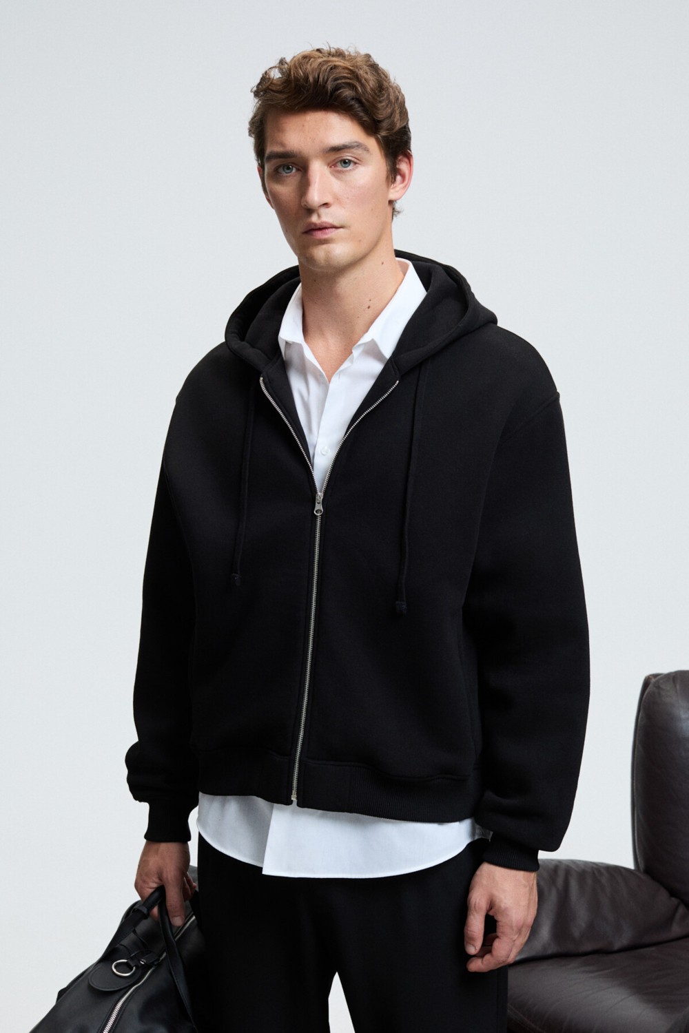 Grimelange ASHBY Erkek Kapüşonlu Fermuarlı Cepli Kordonlu Boxy Kalıp Acı Kahve Sweatshirt görsel 2
