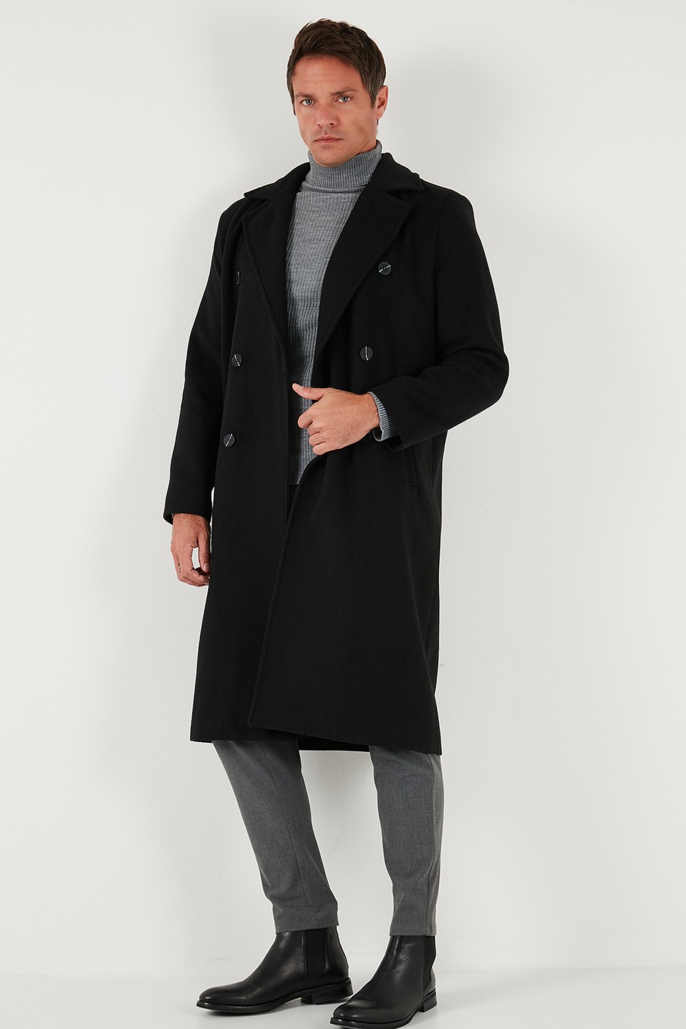 Buratti Loose Fit Uzun Astarlı Kruvaze Yaka Akrilik Kaban Erkek Düz Siyah Kalın Model görsel 5