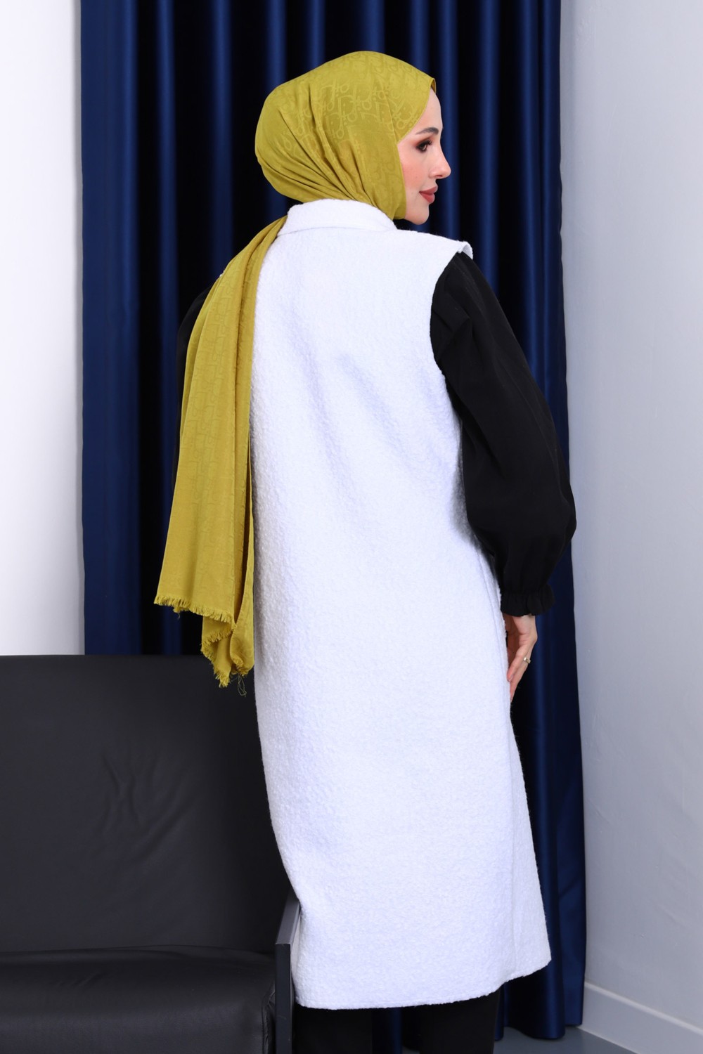 İmaj Butik Ekru Düğmeli Uzun Buklet Yelek görsel 4