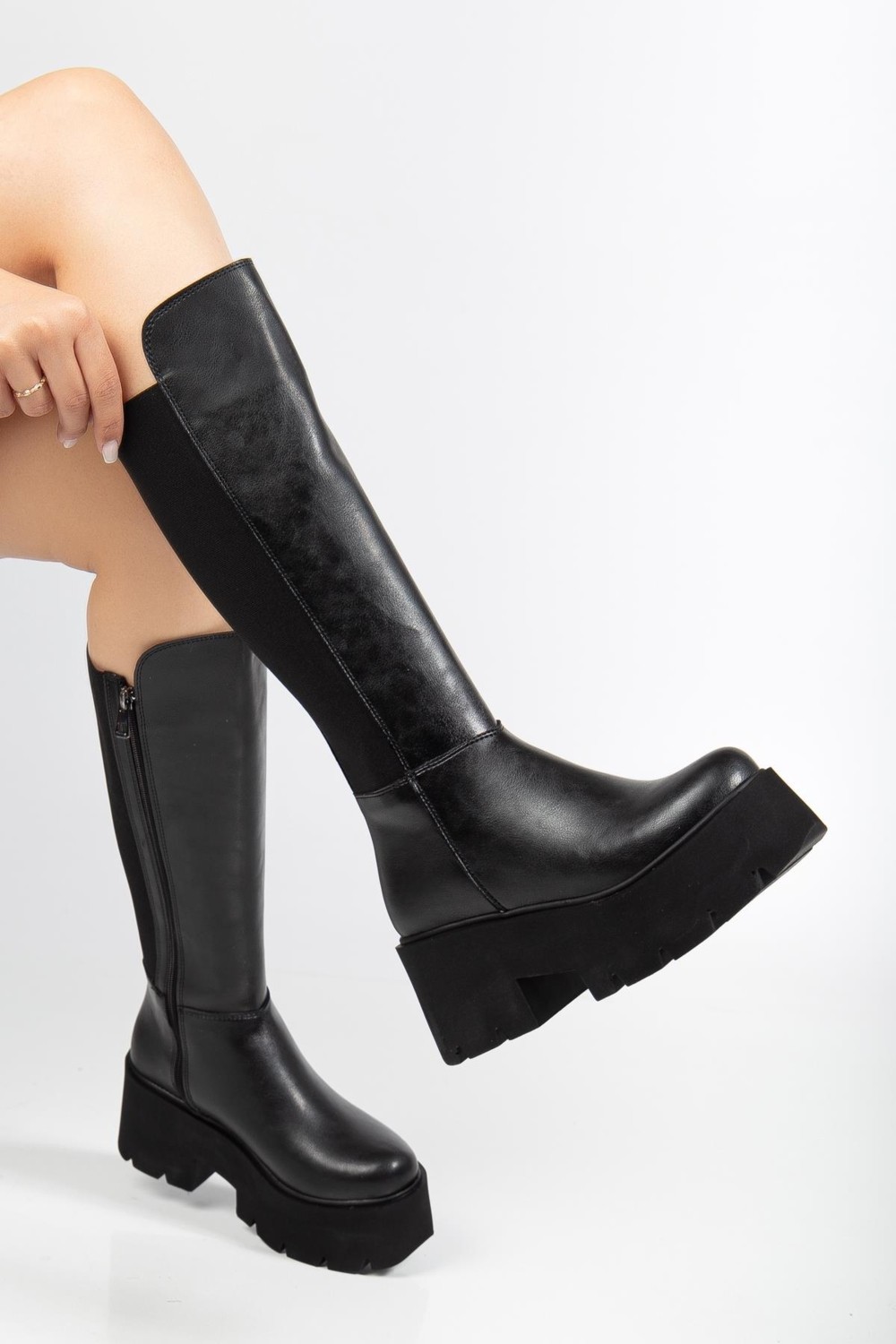 Suins Shoes Suins Henna Model Platform Kadın Siyah Arkası Lastikli Çizme görsel 2