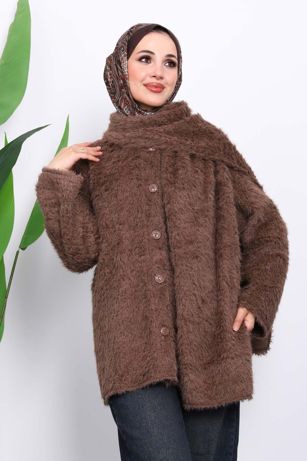 İmaj Butik Siyah Atkılı Detaylı Düğmeli Angora Ceket