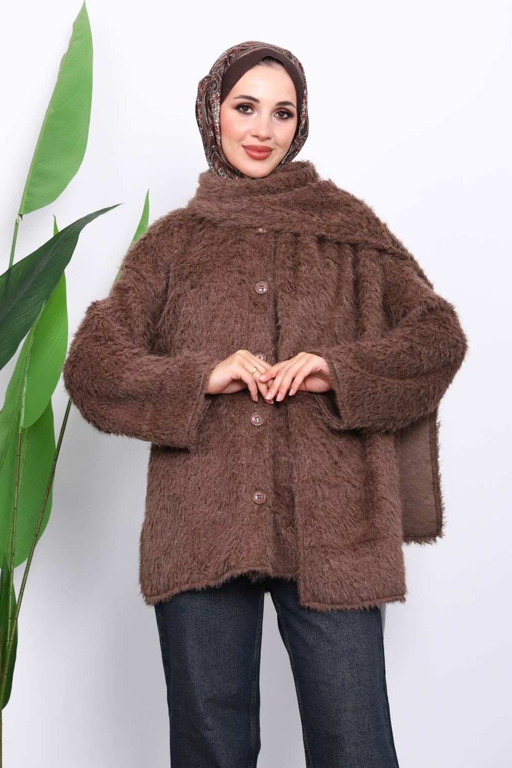 İmaj Butik Siyah Atkılı Detaylı Düğmeli Angora Ceket görsel 3